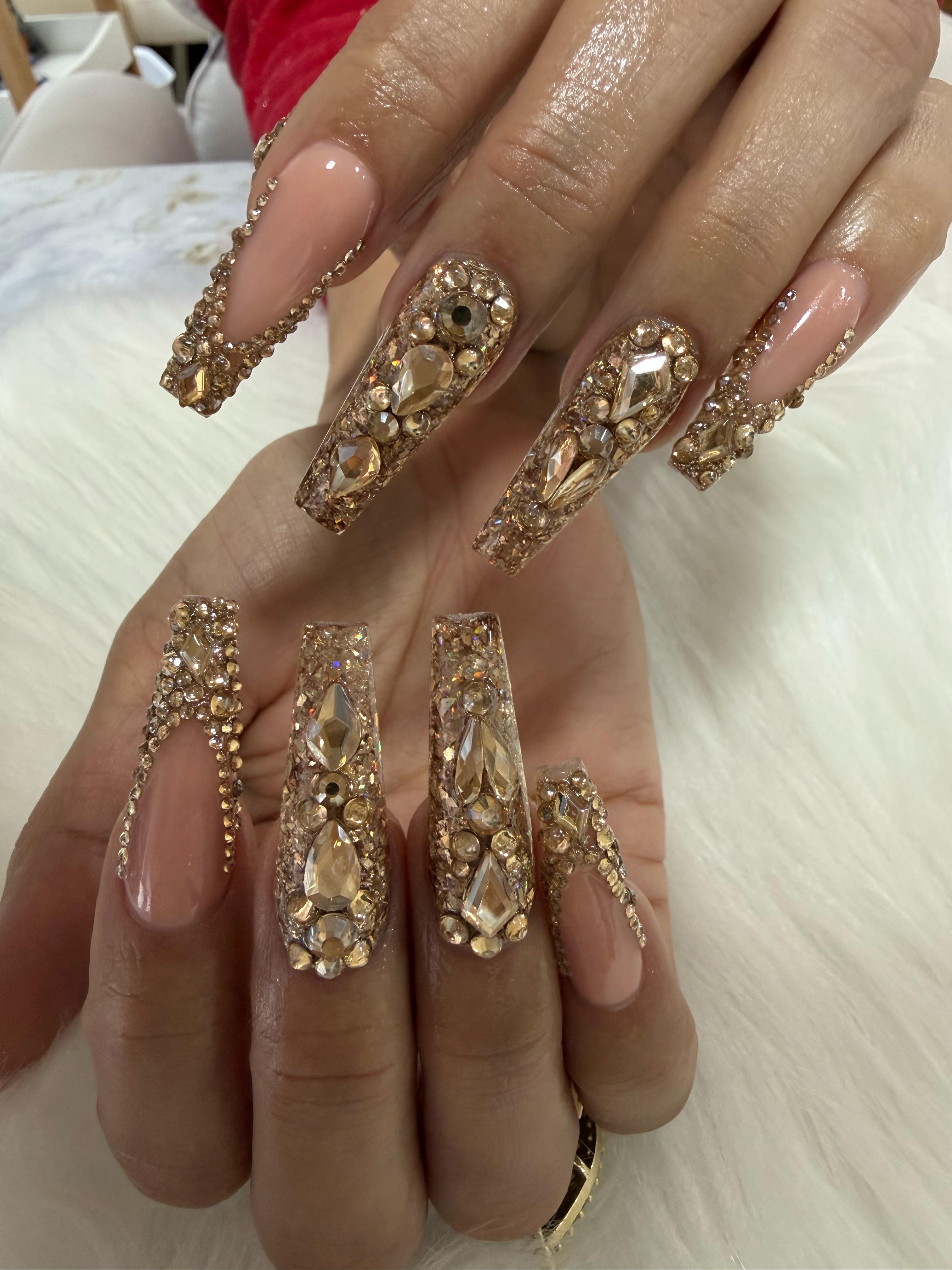 nail