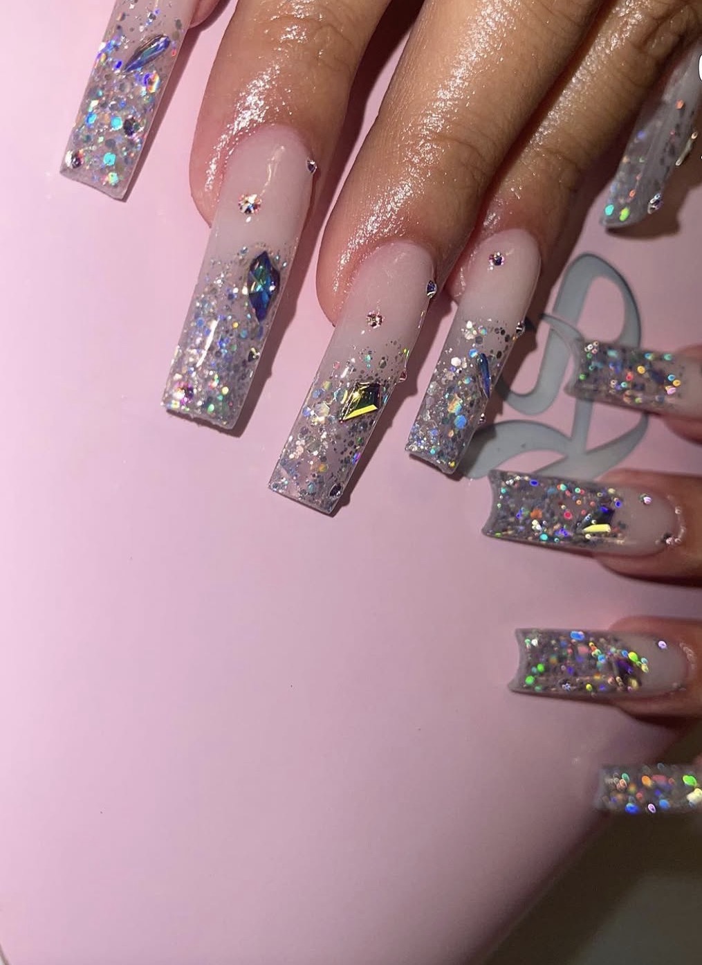 nail