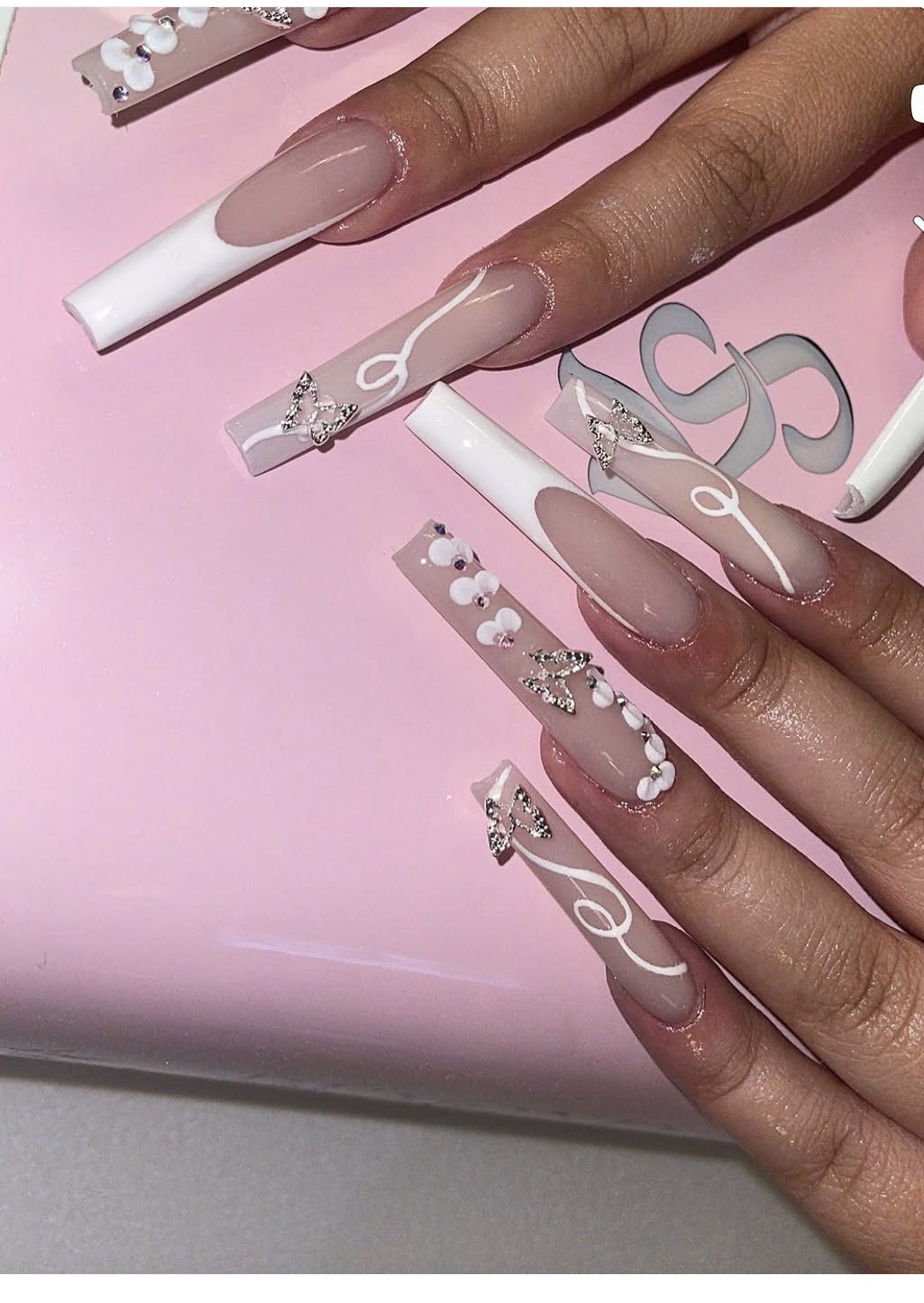 nail