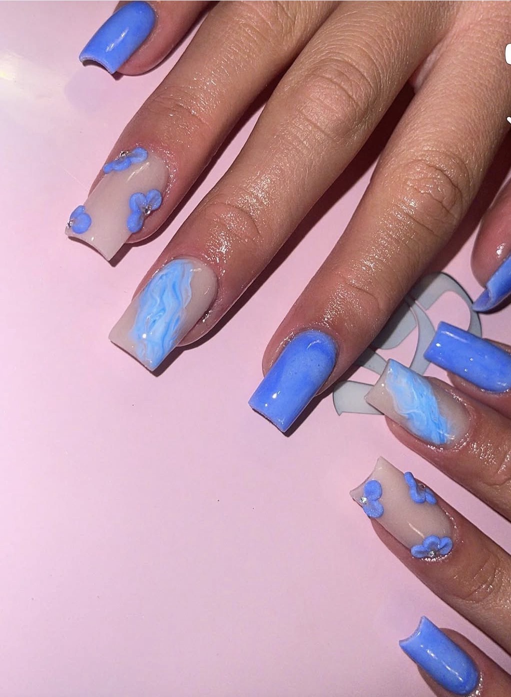 nail