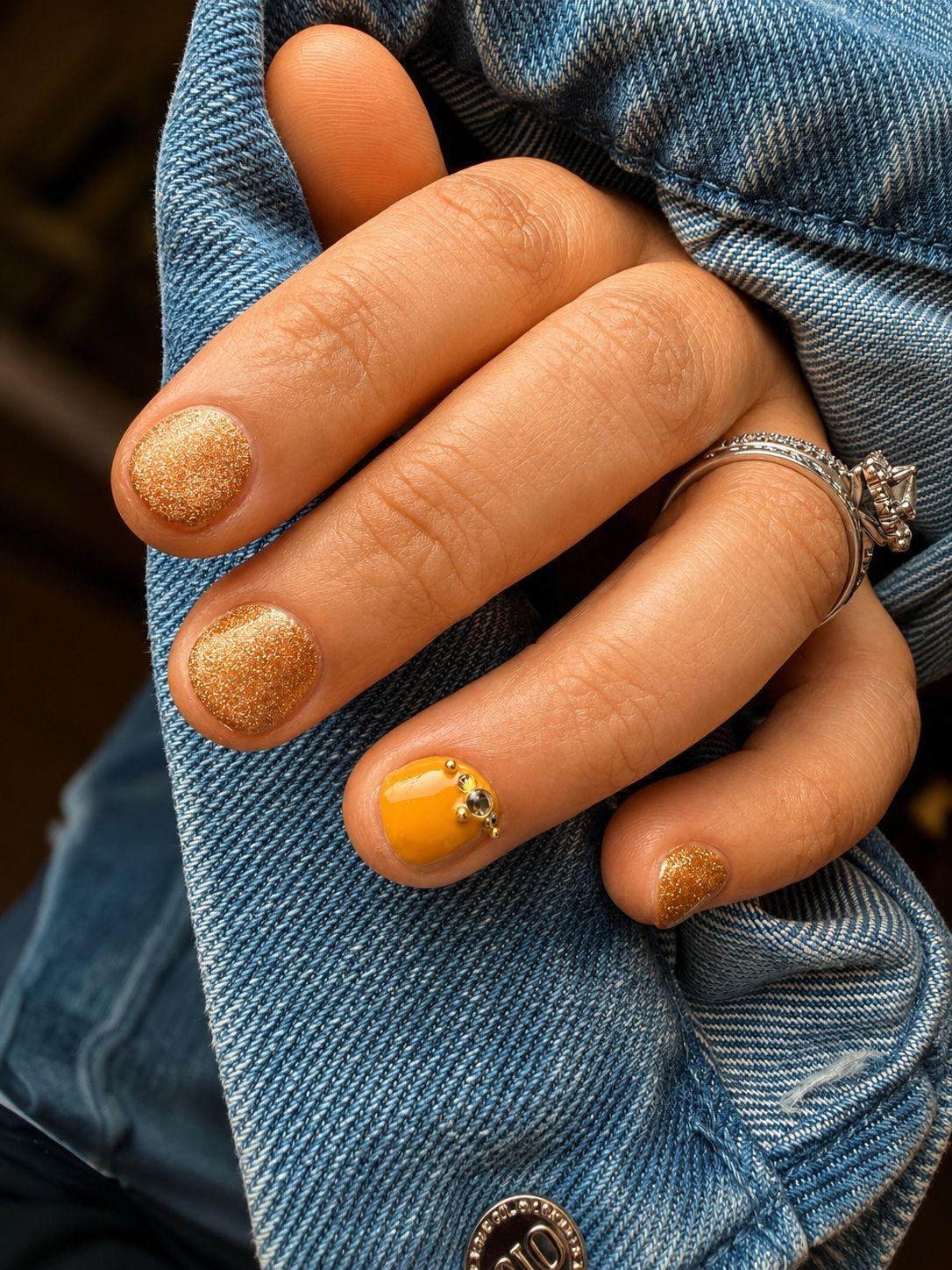nail