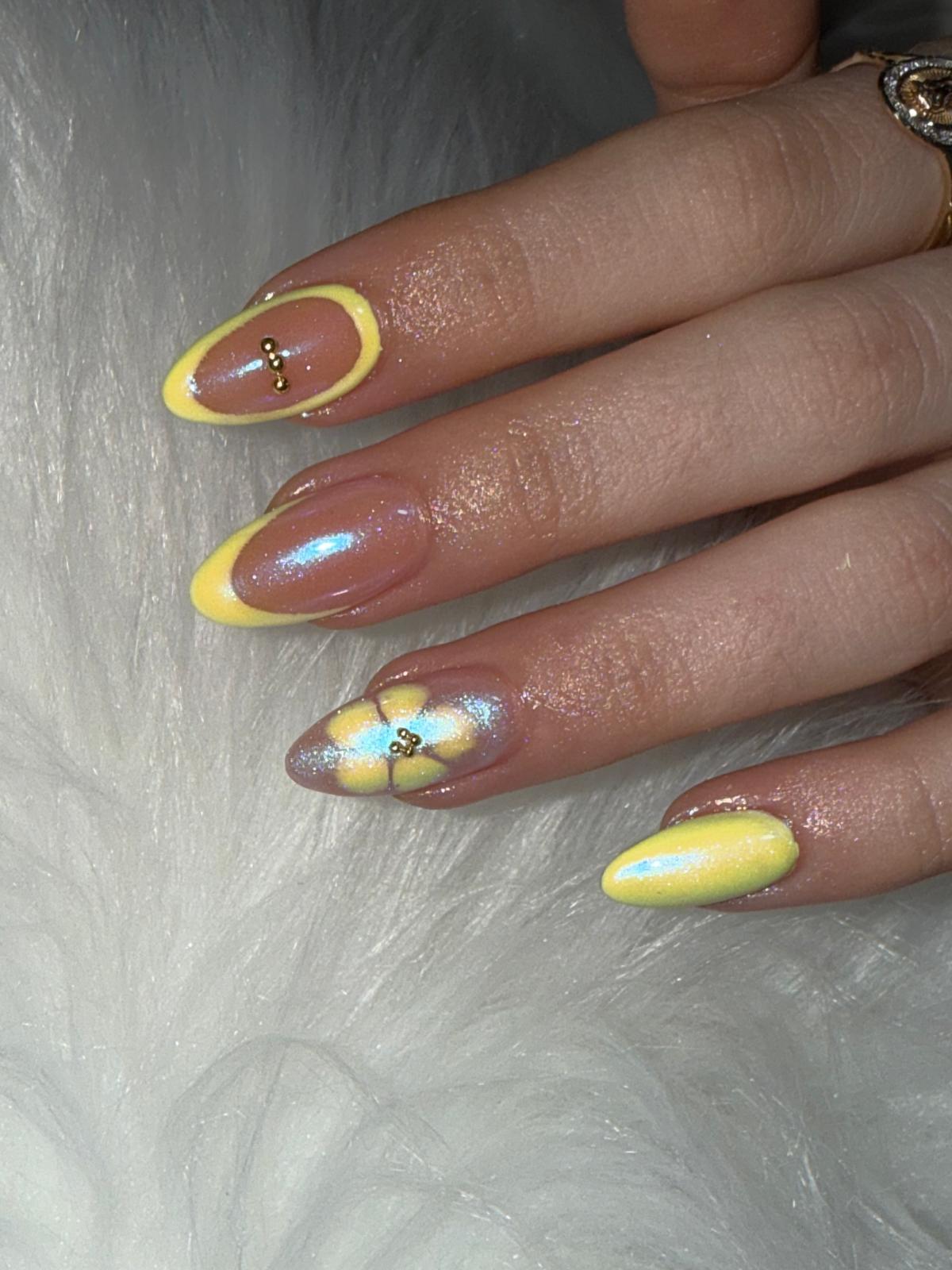 nail