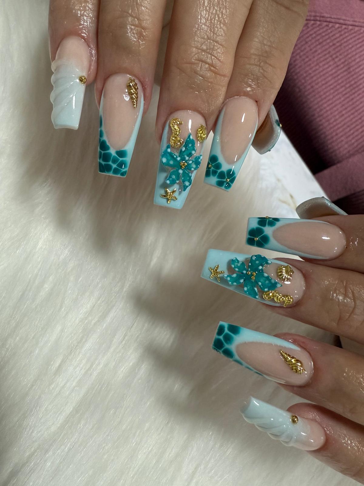 nail
